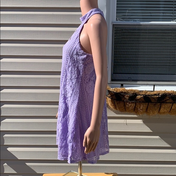 Francesca’s Purple Lace Halter Shift dress size XS - Picture 3 of 6